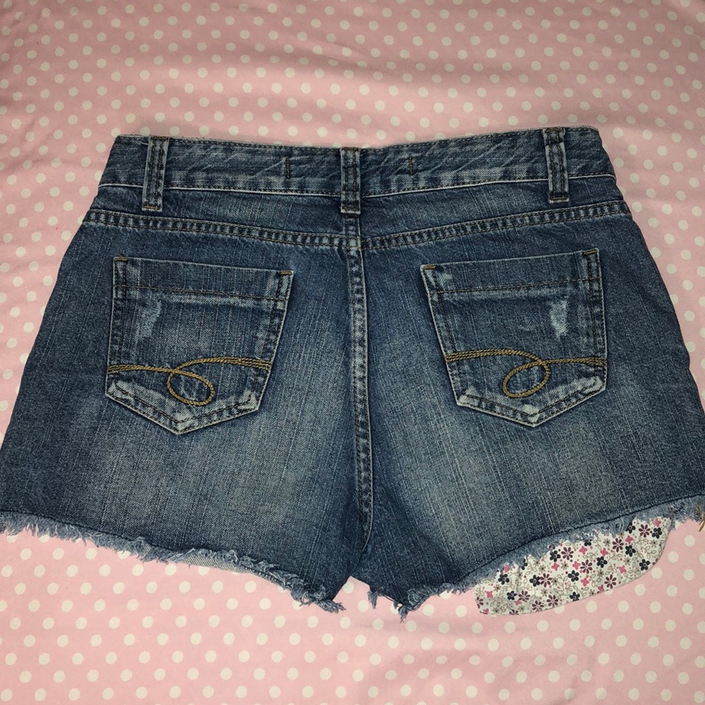 Short - Picture 3 of 3